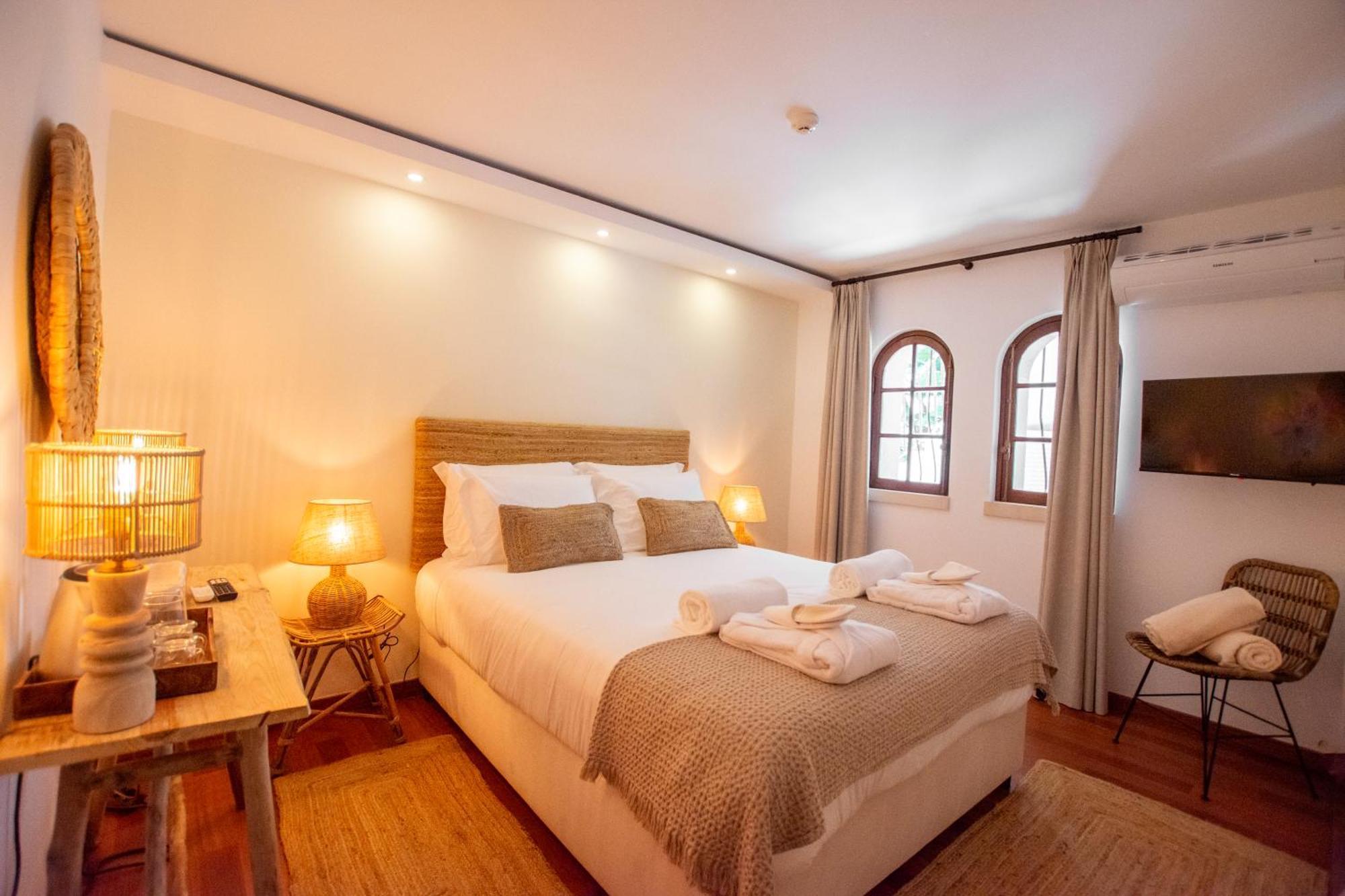 Villa Pietra Estoril Eco Guesthouse Luaran gambar