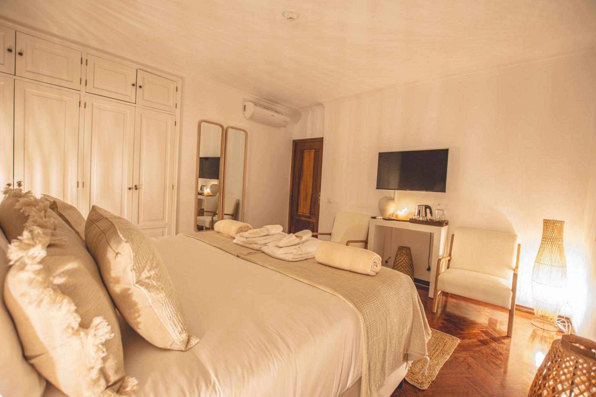 Villa Pietra Estoril Eco Guesthouse Luaran gambar